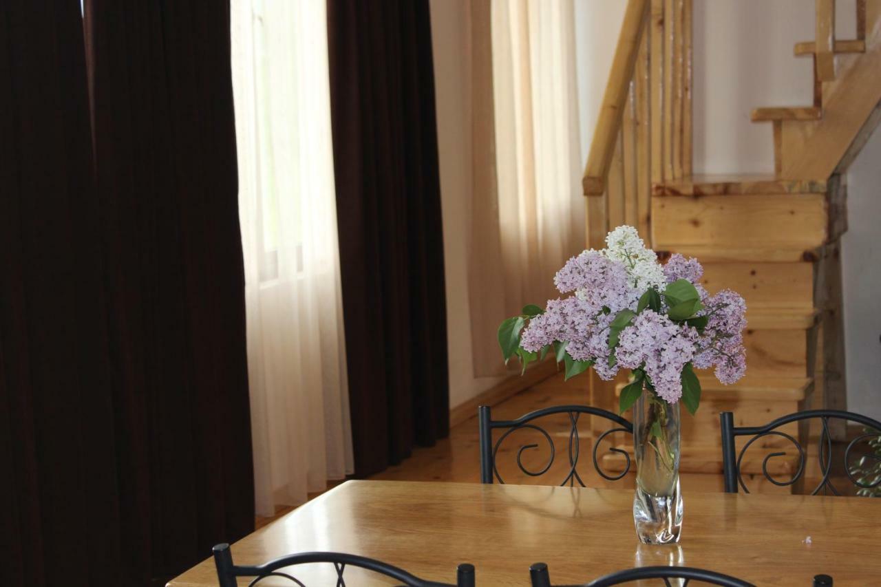 Village House 메스티아 외부 사진